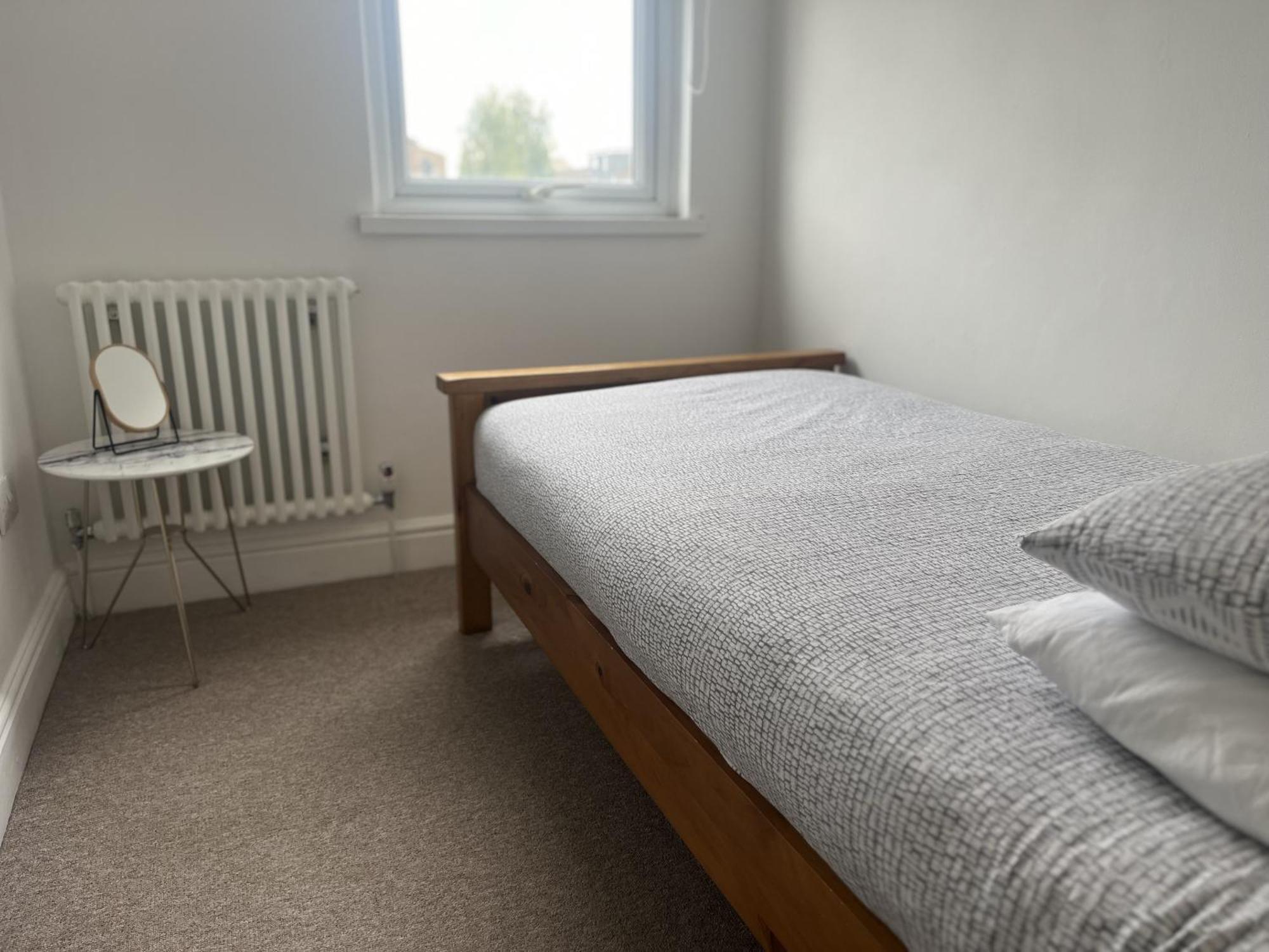 City Reach Retreat Spacious 4Bed House Startford Maryland Great Transport Links London Exterior photo