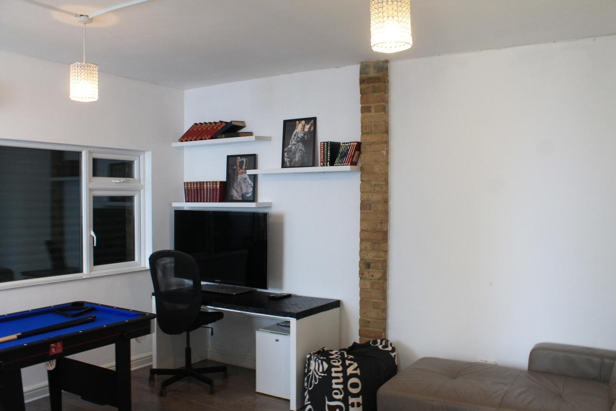 City Reach Retreat Spacious 4Bed House Startford Maryland Great Transport Links London Exterior photo